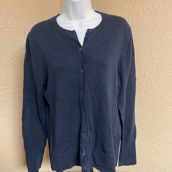 4/$15 Eddie Bauer Men's Dark Blue Cardigan - Picture 1 of 5